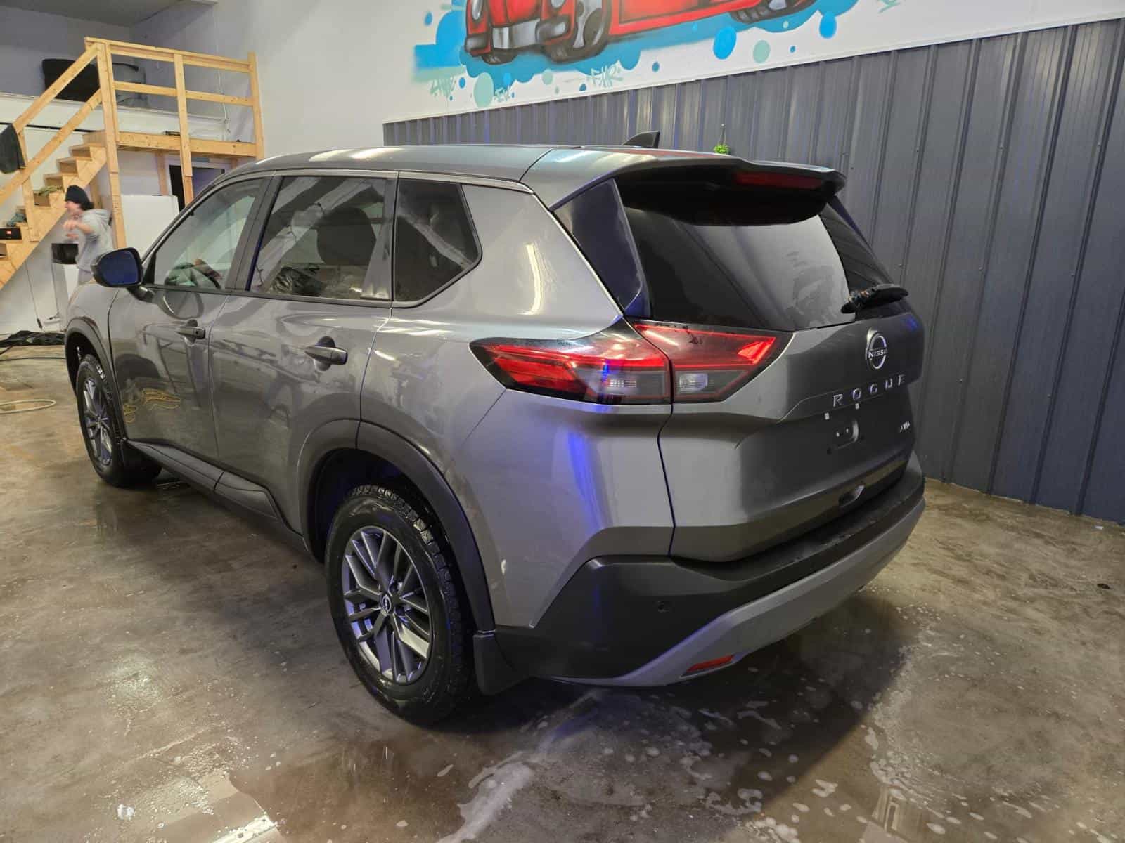 2023 Nissan Rogue S - Image 6