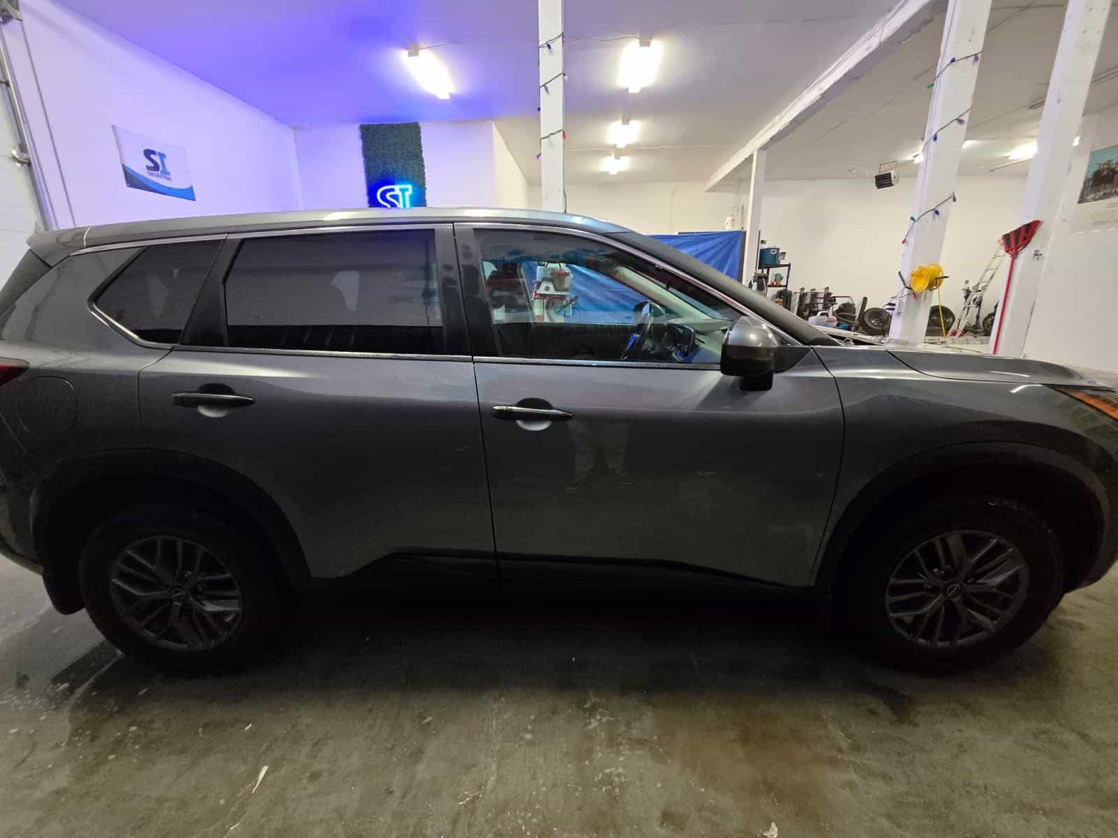 2023 Nissan Rogue S - Image 5