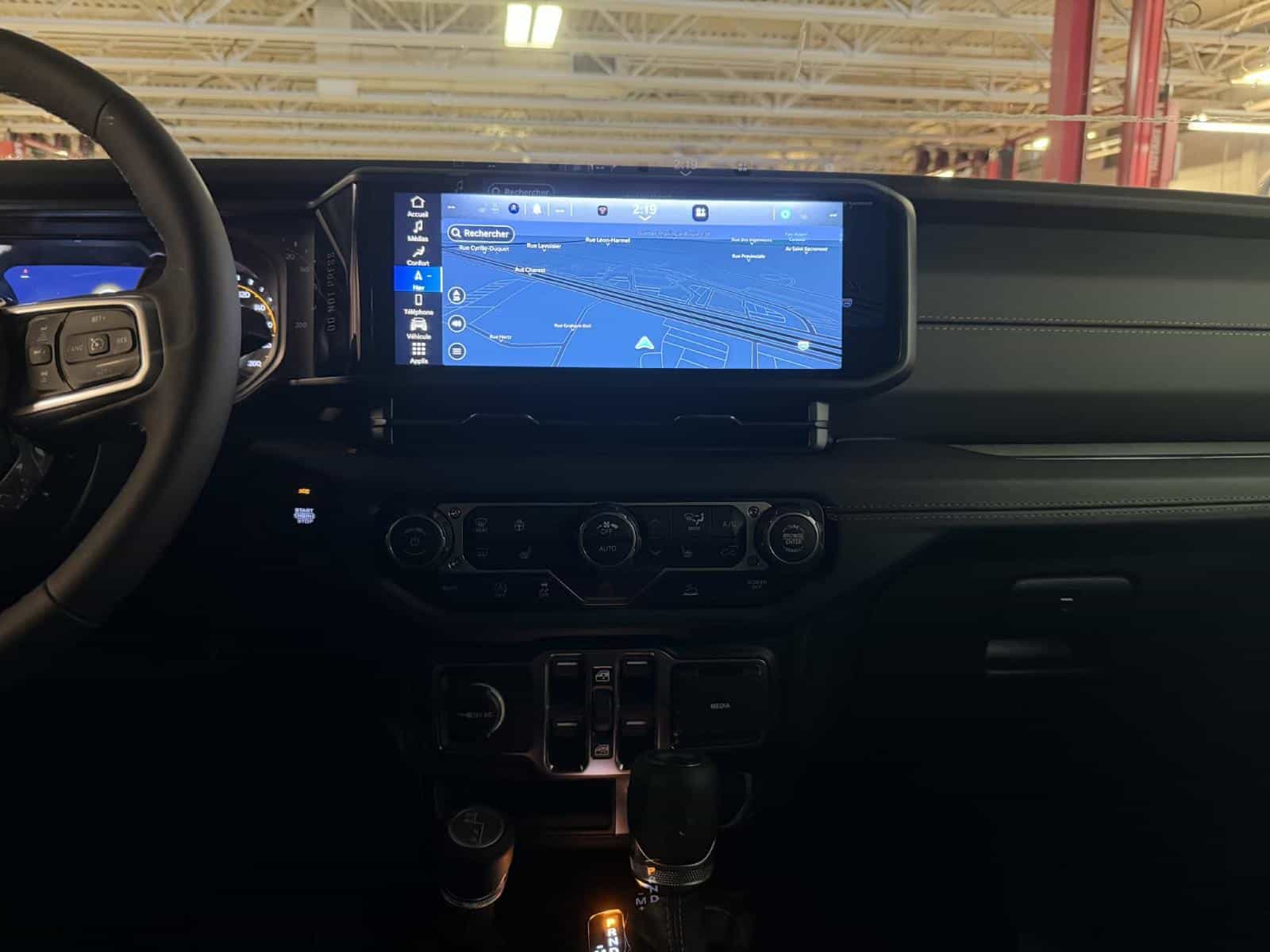 2026 Jeep Wrangler 4 Door Sahara - Image 10