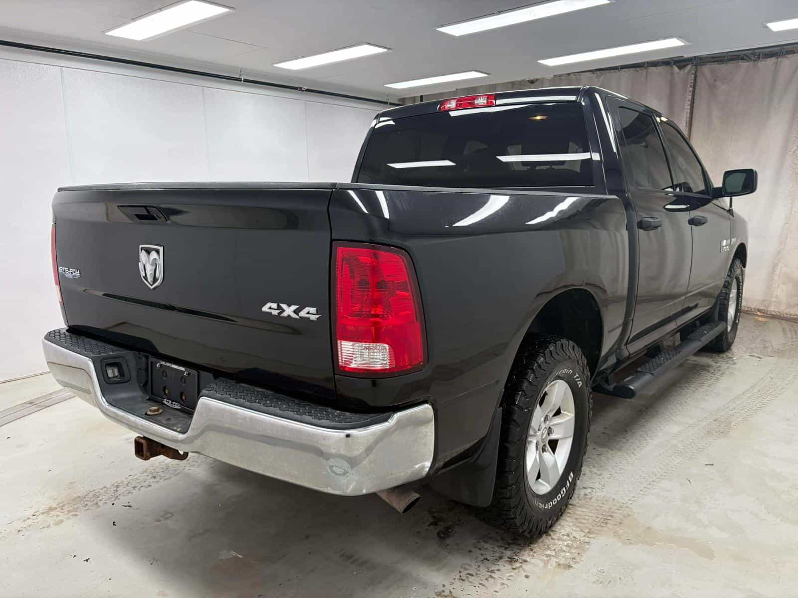 2015 RAM 1500 ST ST - Image 4