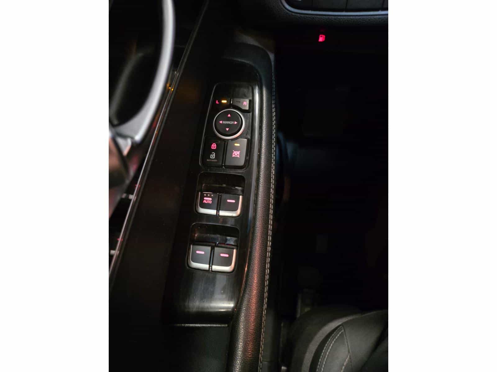 2019 Kia Sorento LX V6 - Image 13