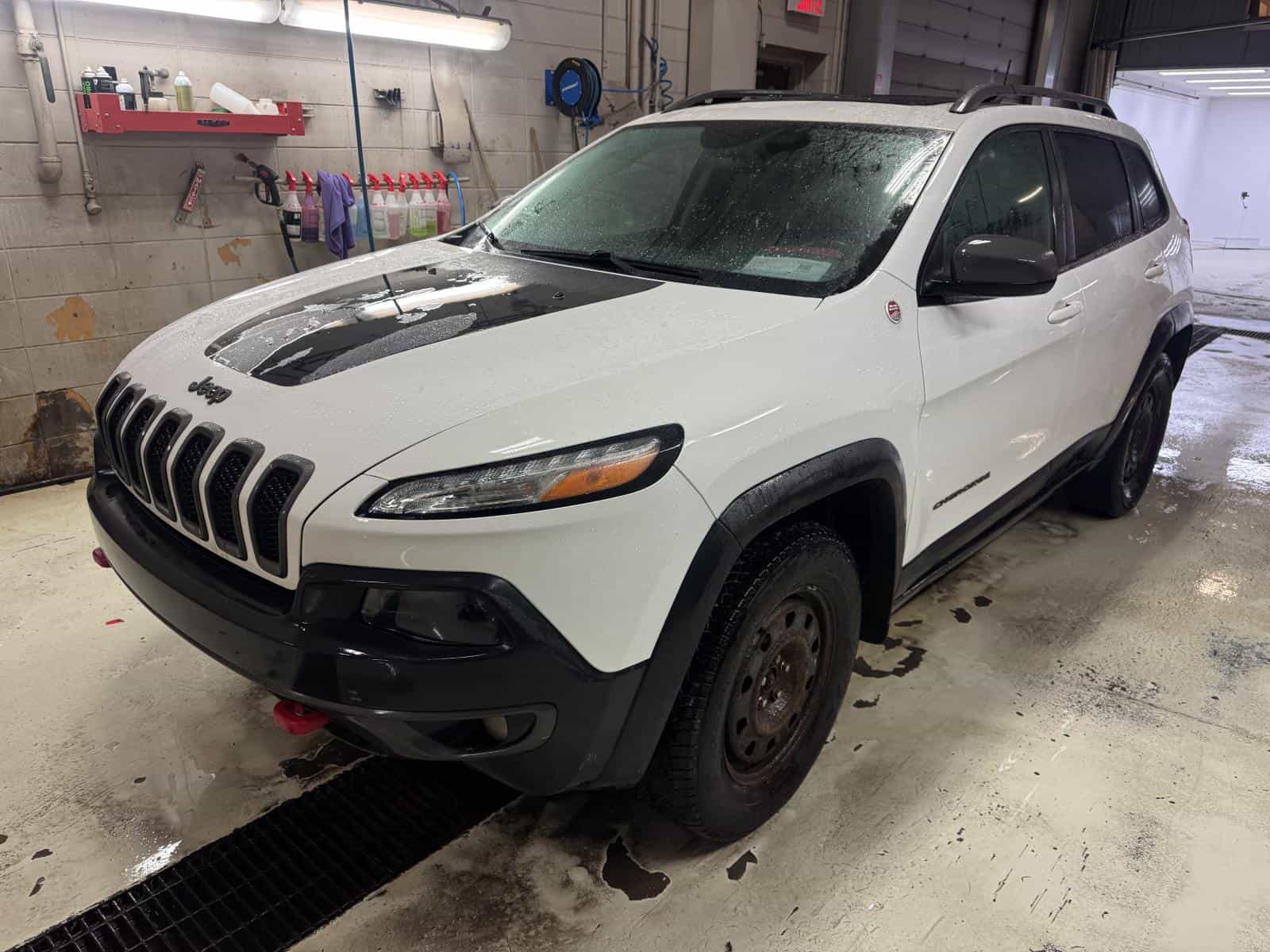 2016 Jeep CHEROKEE TRAILHAWK Trailhawk - Image 1