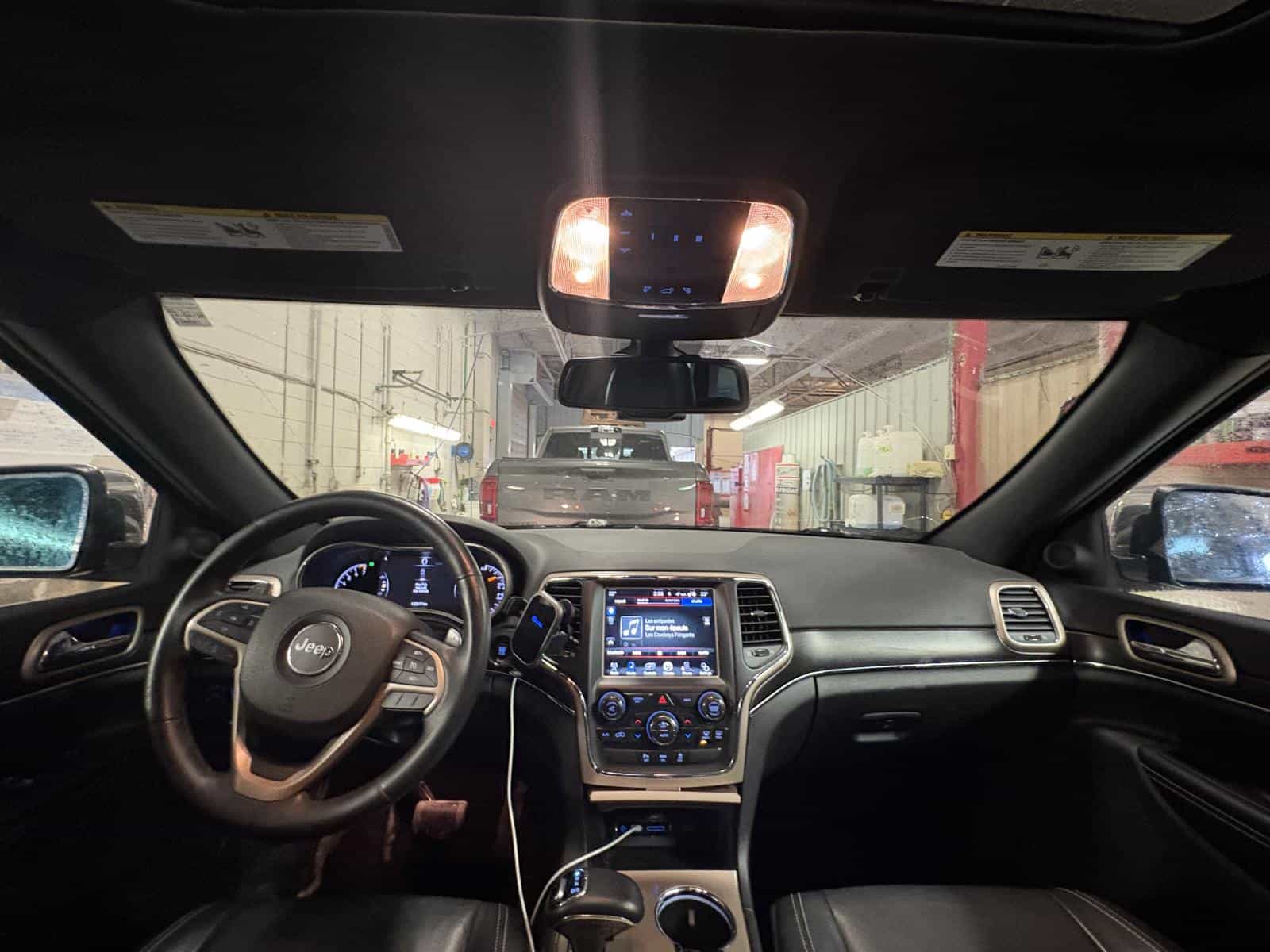 2015 Jeep Grand Cherokee Limited Limited - Image 8