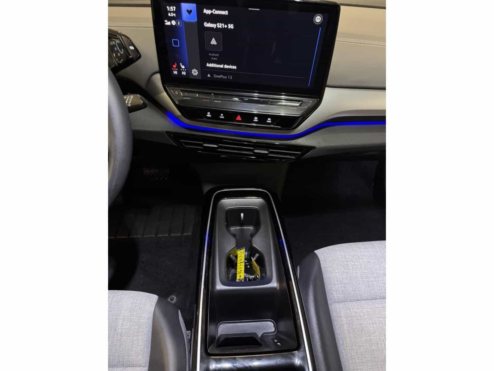 2023 Volkswagen ID.4 Pro - Image 10