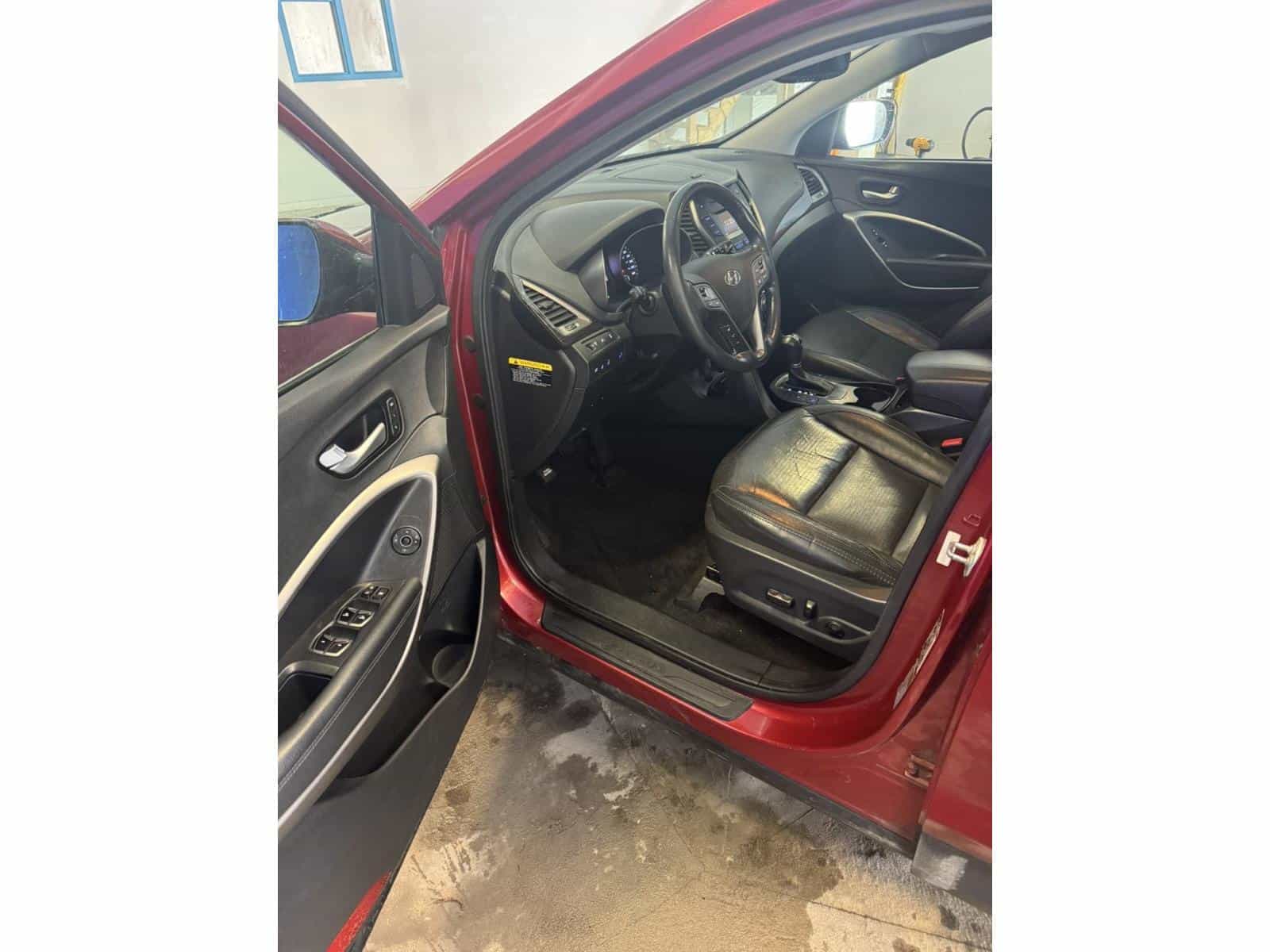 2016 Hyundai Santa Fe Sport Luxury - Image 7