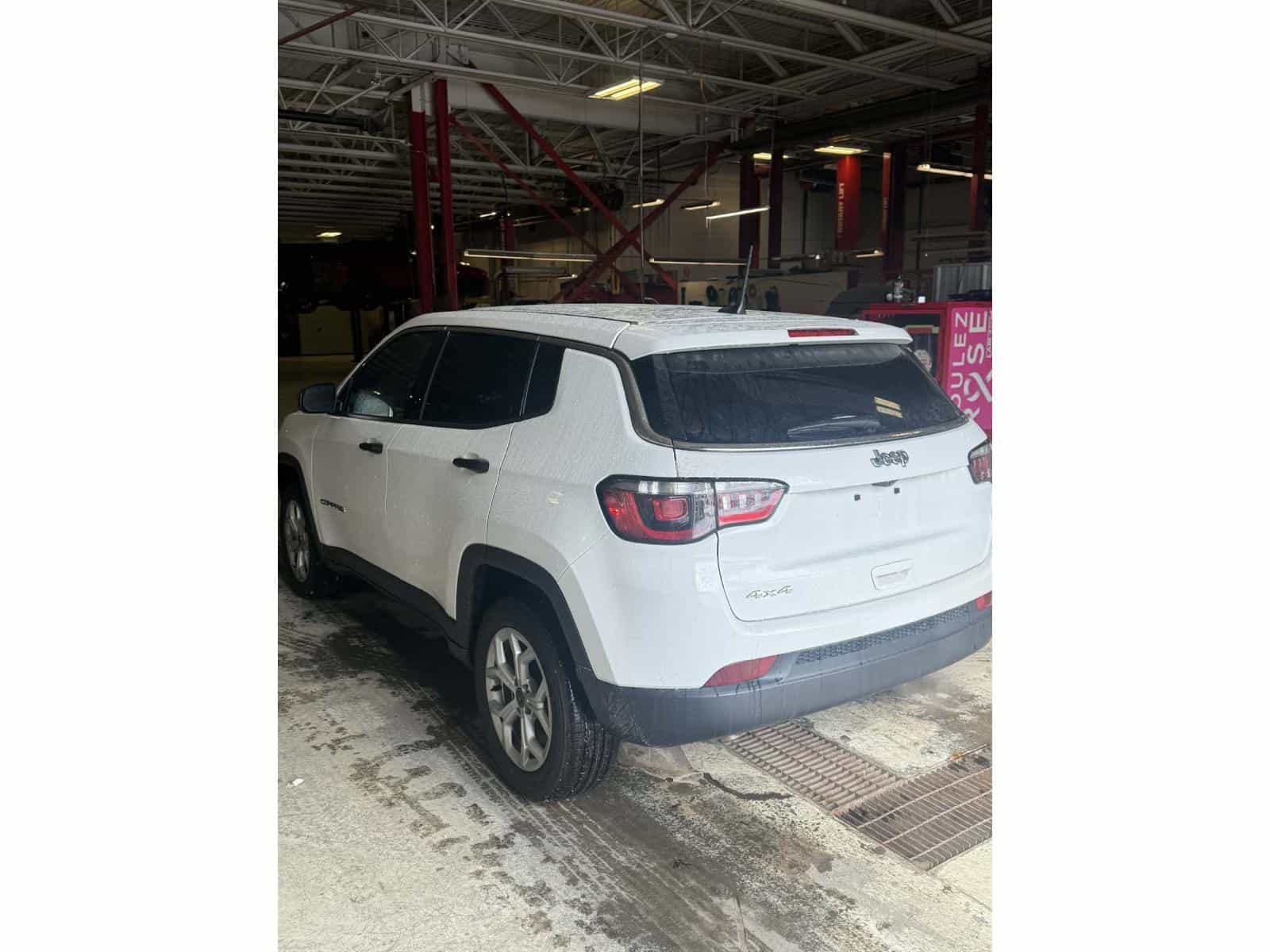 Image 4 Jeep Compass Sport 2025