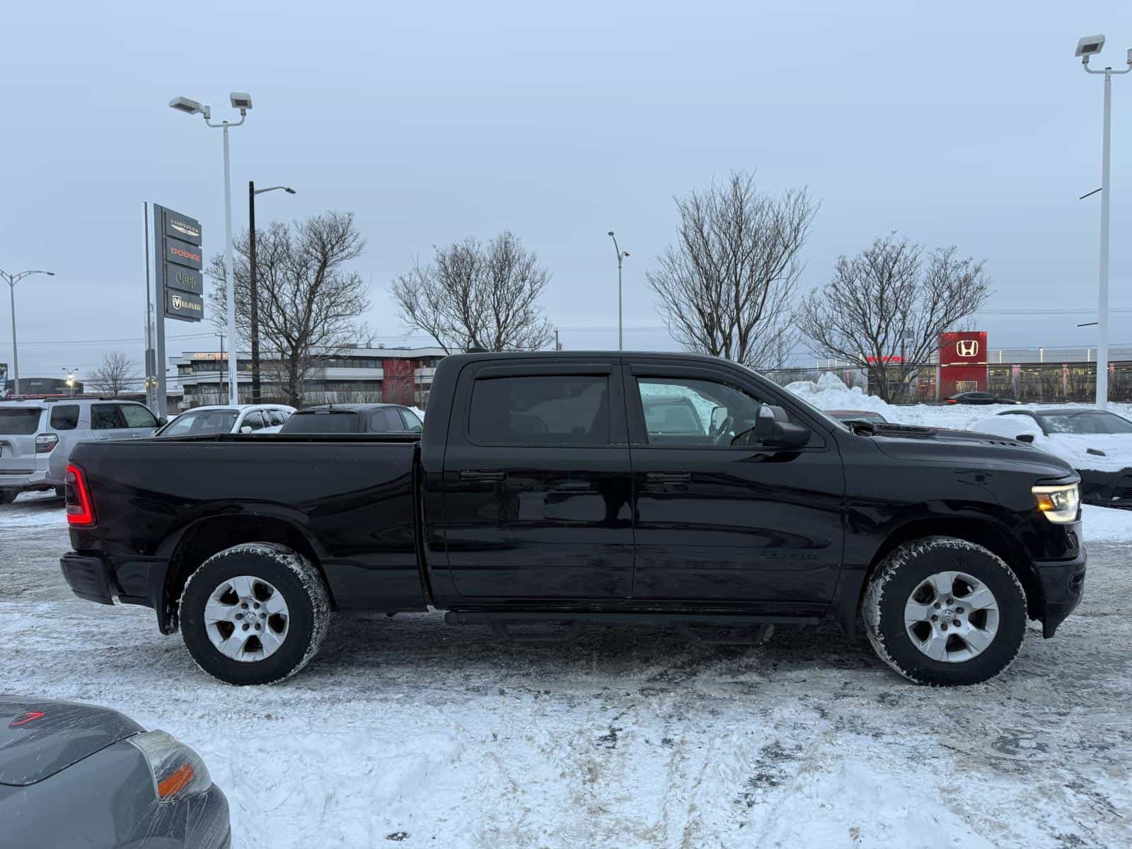 2019 RAM 1500 Sport Sport - Image 4