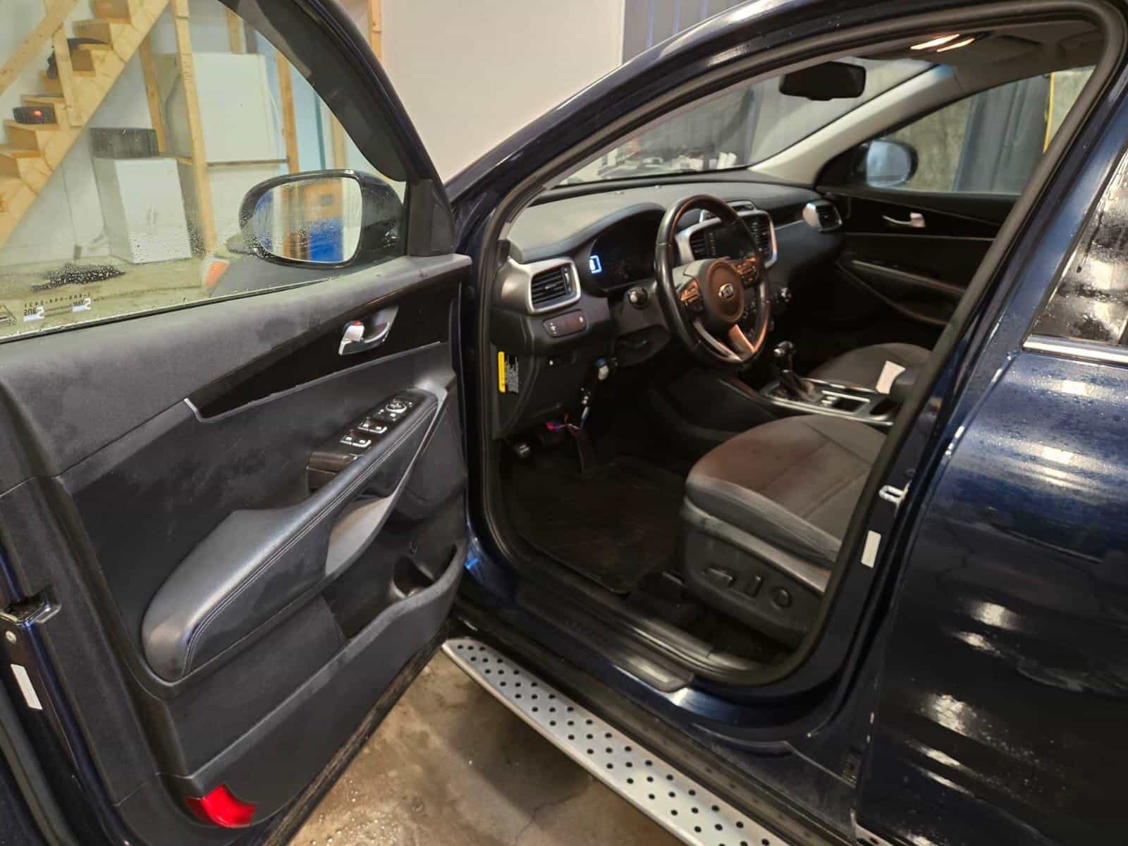 2017 Kia SORENTO LX/L LX Turbo - Image 9