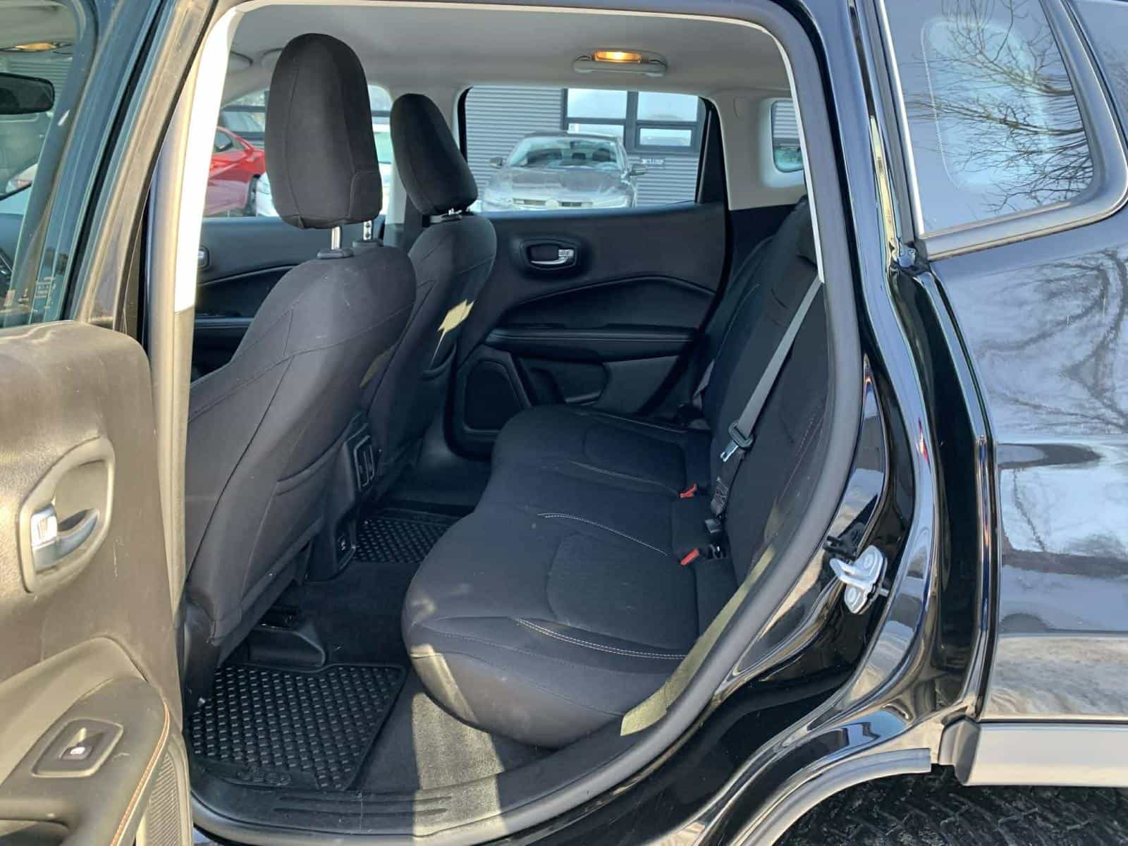 2018 Jeep Compass Sport Sport - Image 9