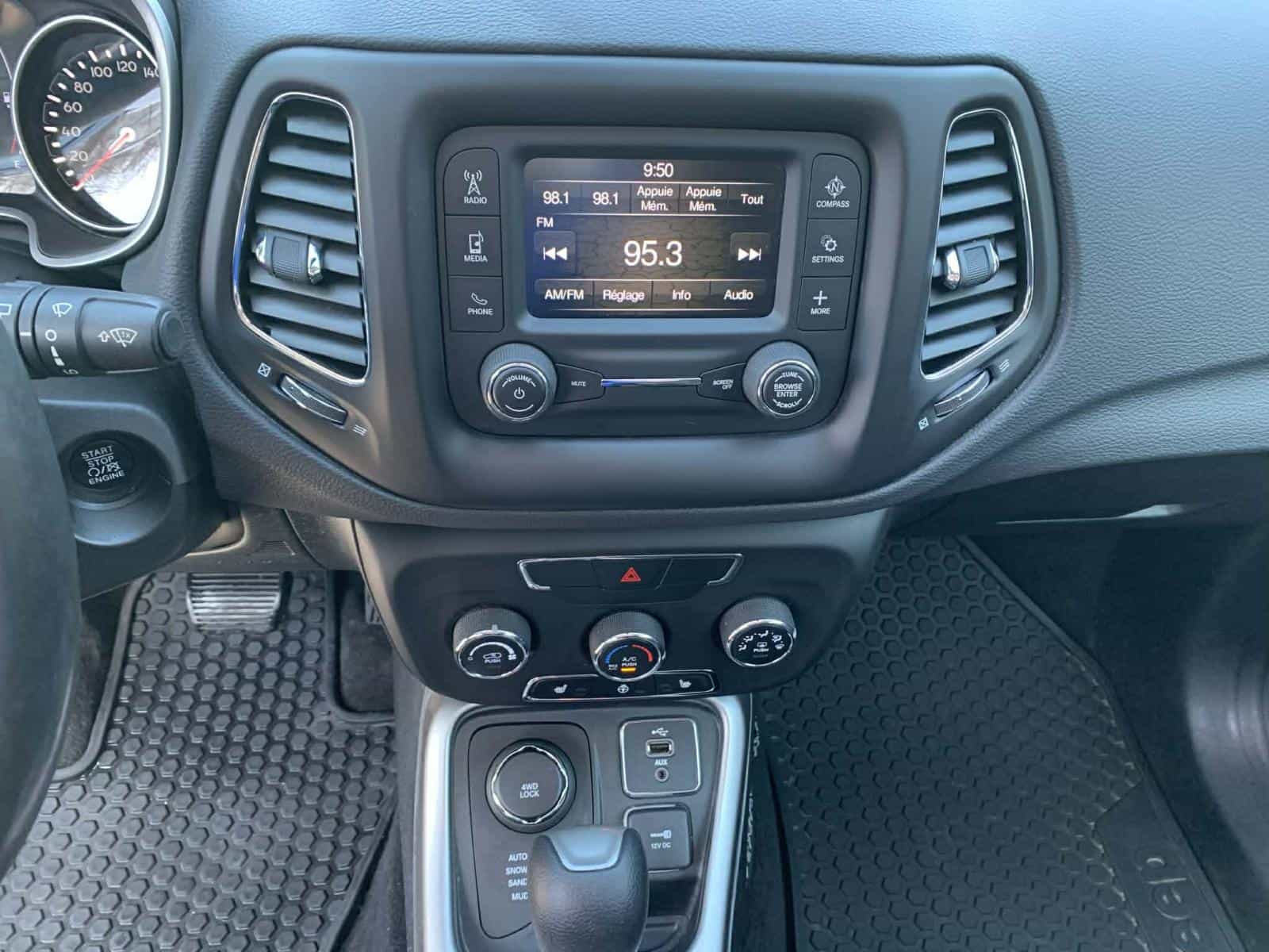 2018 Jeep Compass Sport Sport - Image 14