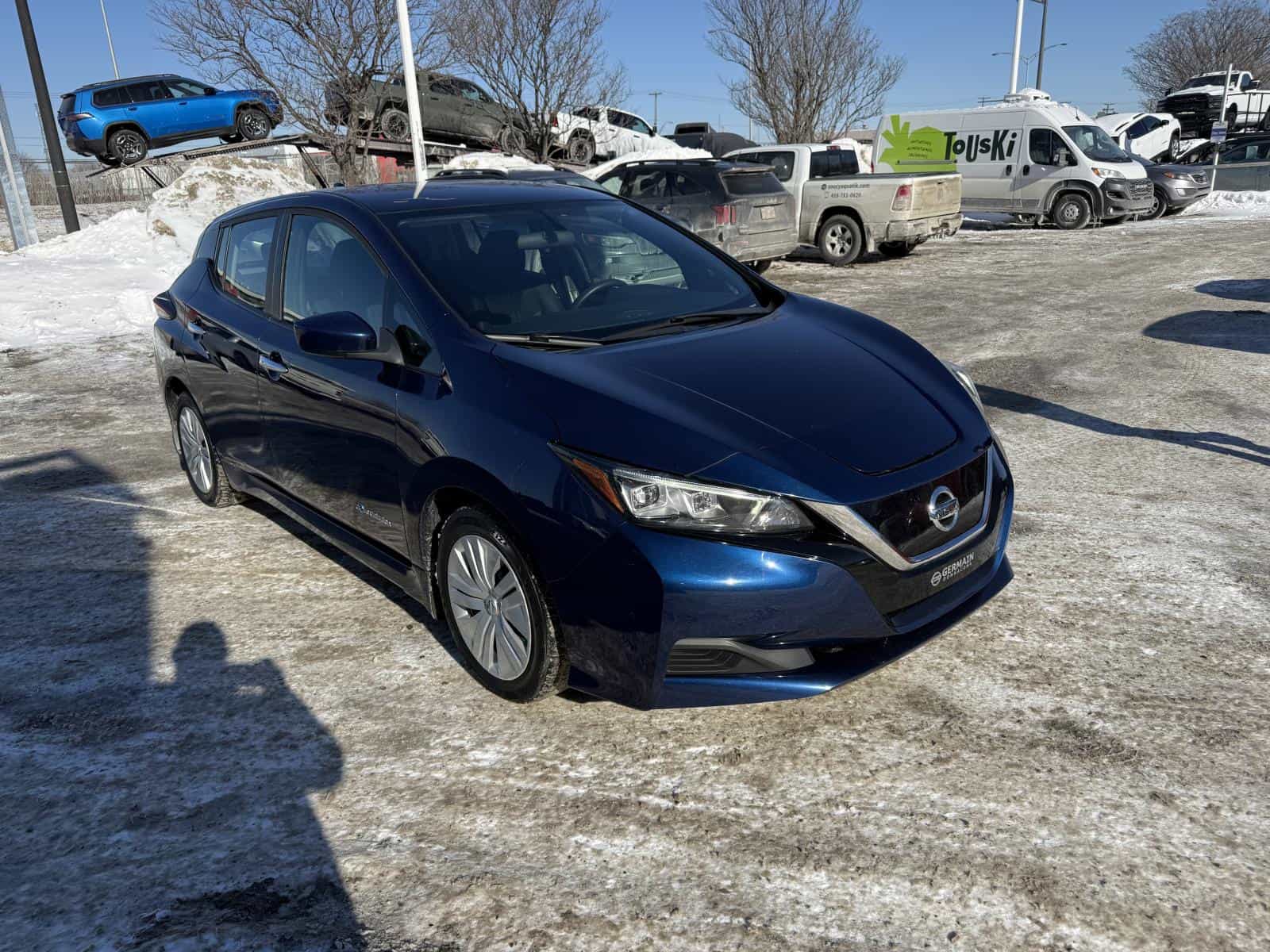 2019 Nissan LEAF S S - Image 4
