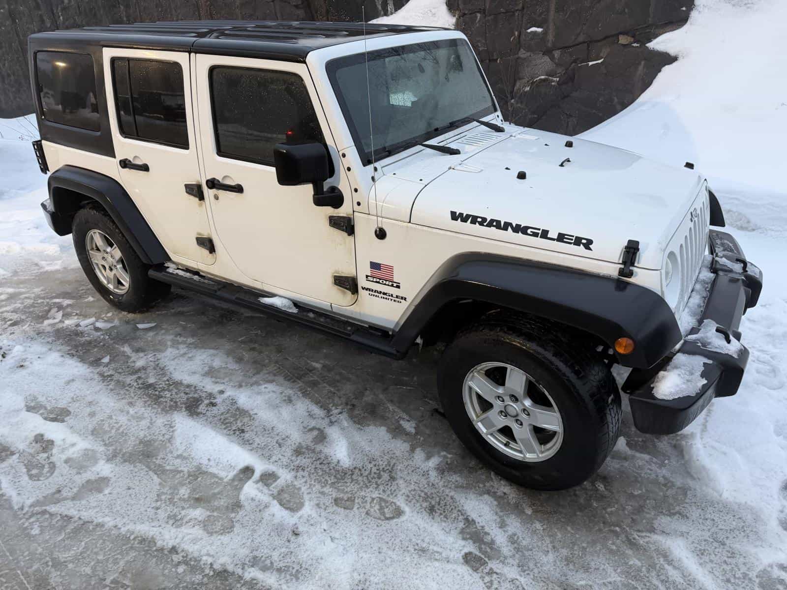 2016 Jeep Wrangler Unlimited Sport Unlimited Sport - Image 3