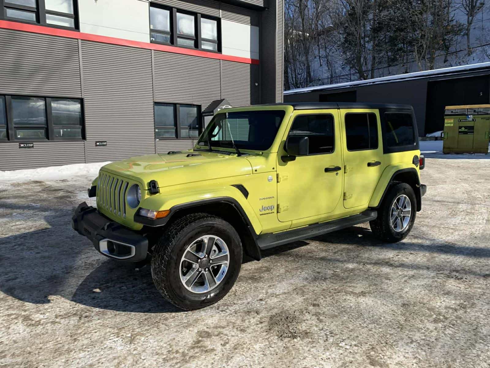 Image 1 Jeep Wrangler Sahara 2023