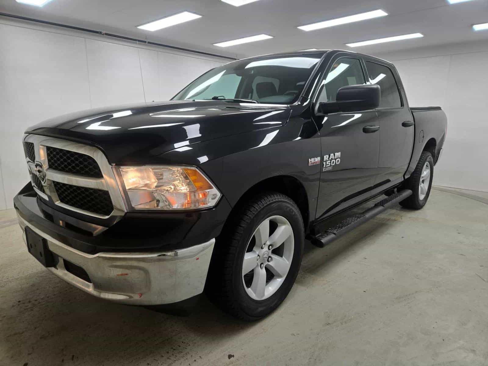 2023 RAM 1500 Classic SLT - Image 1