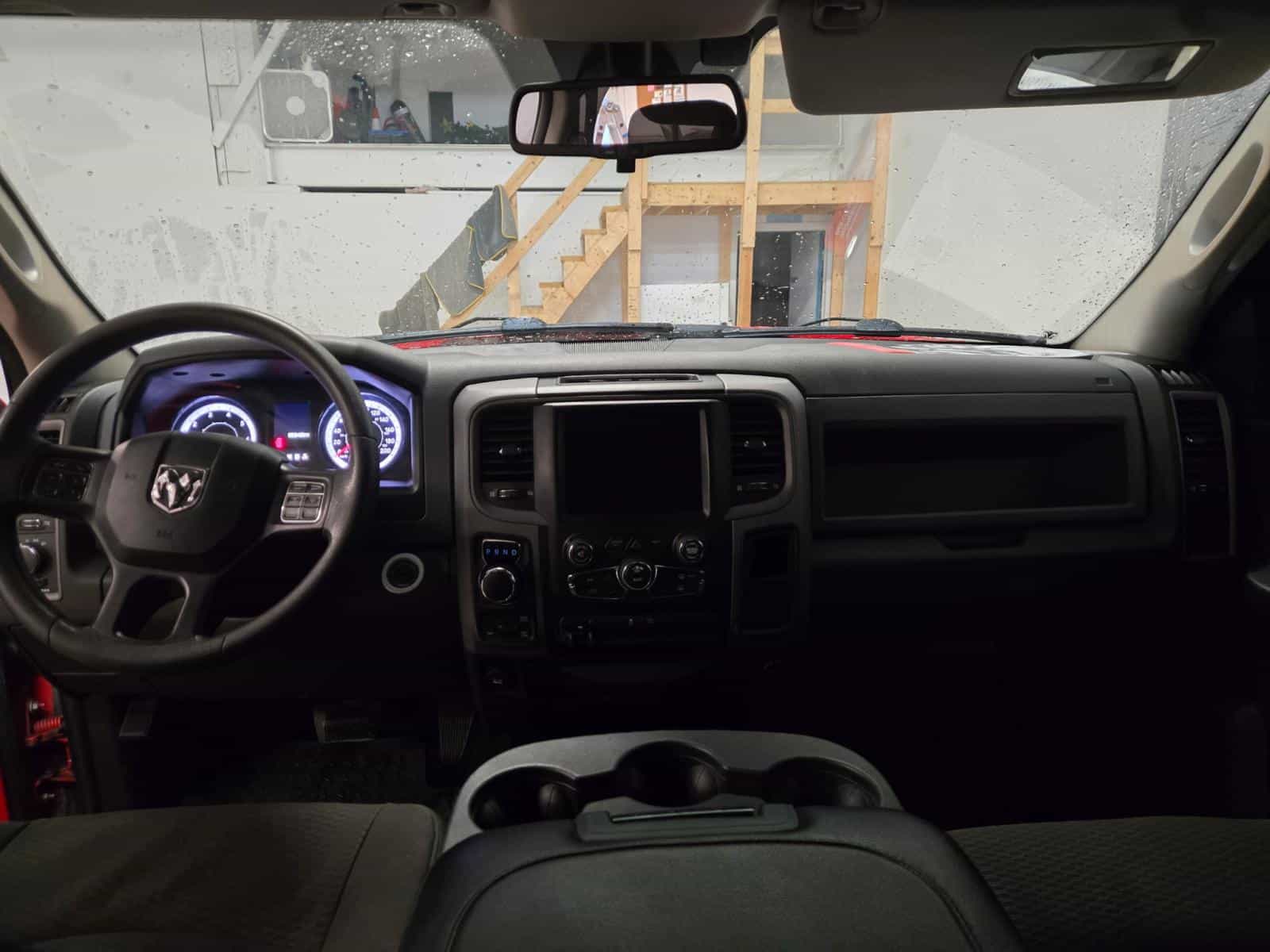 2019 RAM 1500 CLASSIC TRADESMAN ST - Image 12