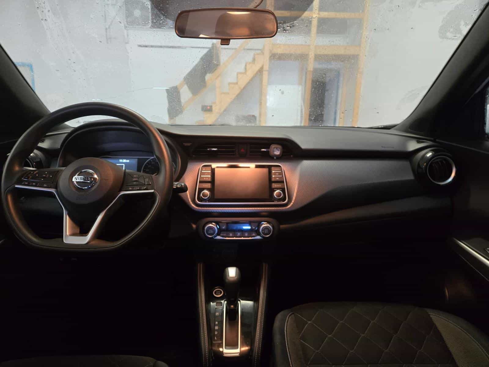 2018 Nissan Kicks SV - Image 9