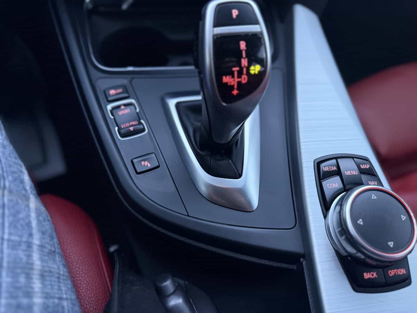 2017 BMW Série 3 340i xDrive - Image 19