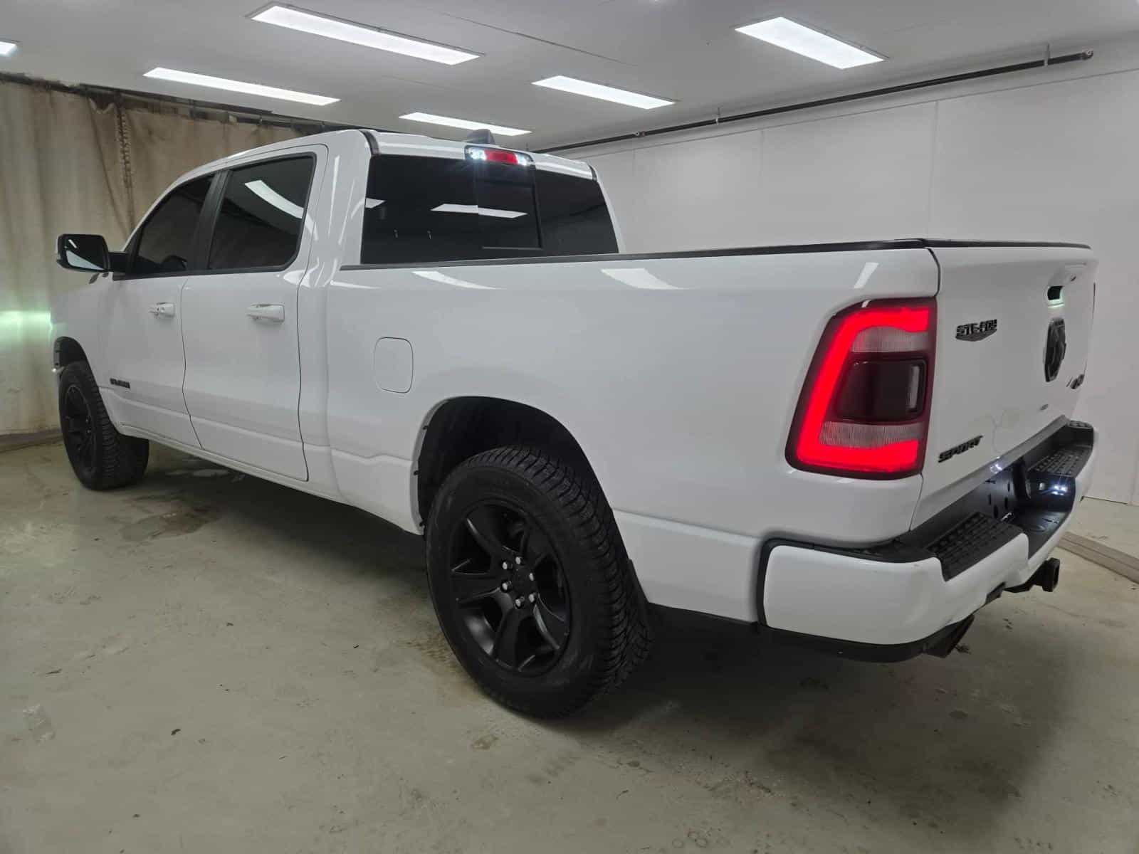2022 RAM 1500 Sport - Image 4