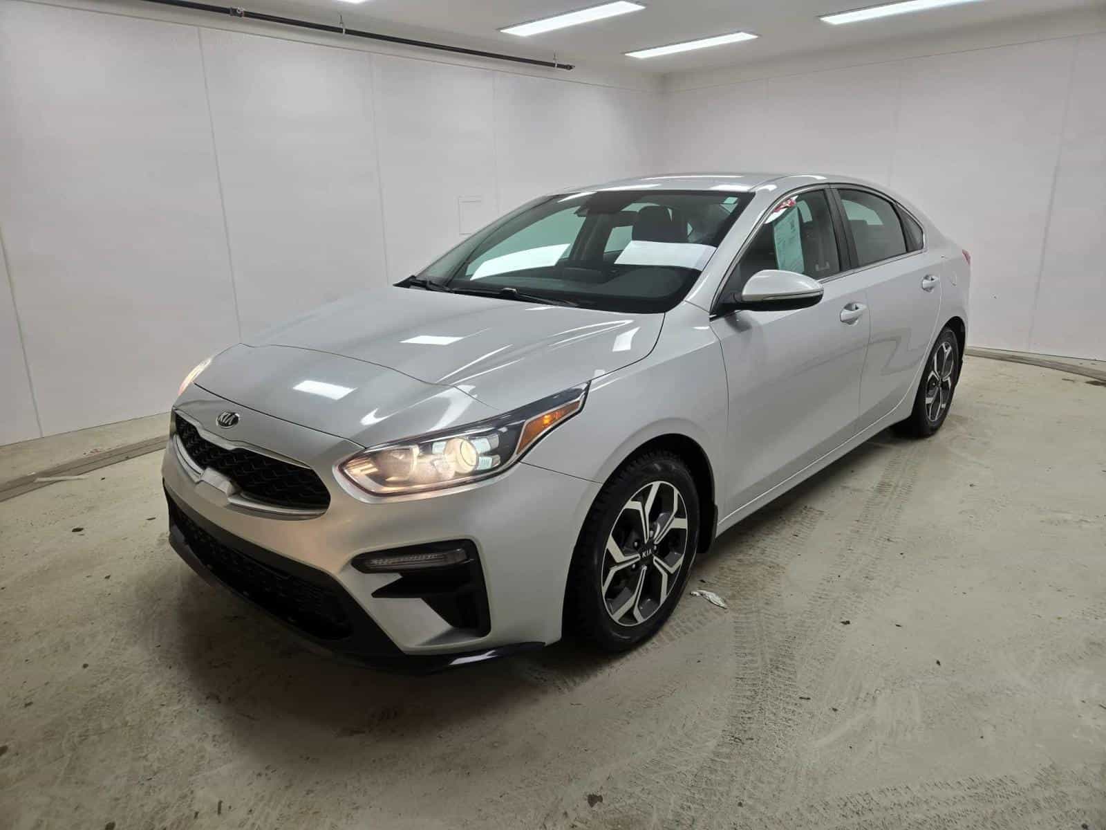 2020 Kia FORTE EX EX - Image 1