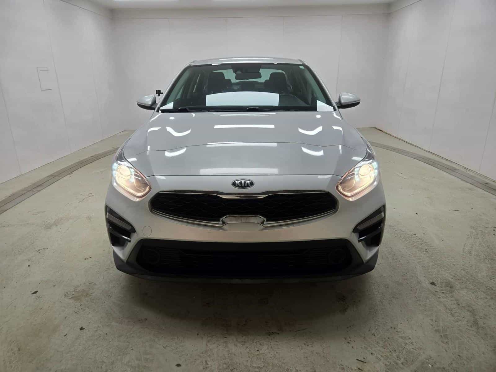 2020 Kia Forte EX - Image 2