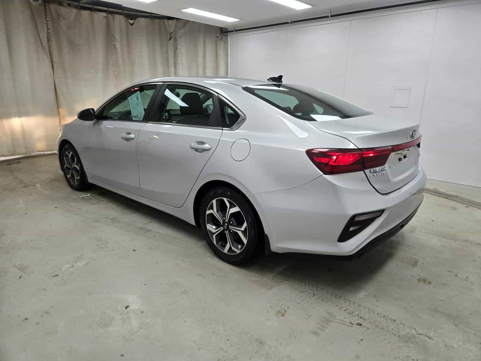 2020 Kia Forte EX - Image 7