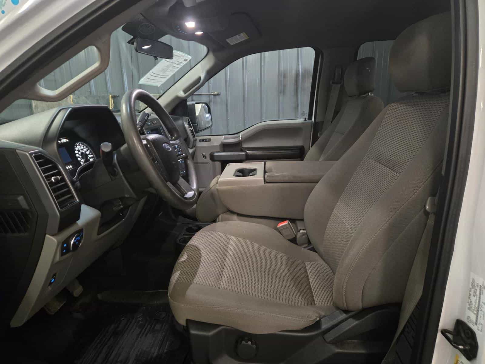 2018 Ford F150 SUPERCREW F-150 - Image 9