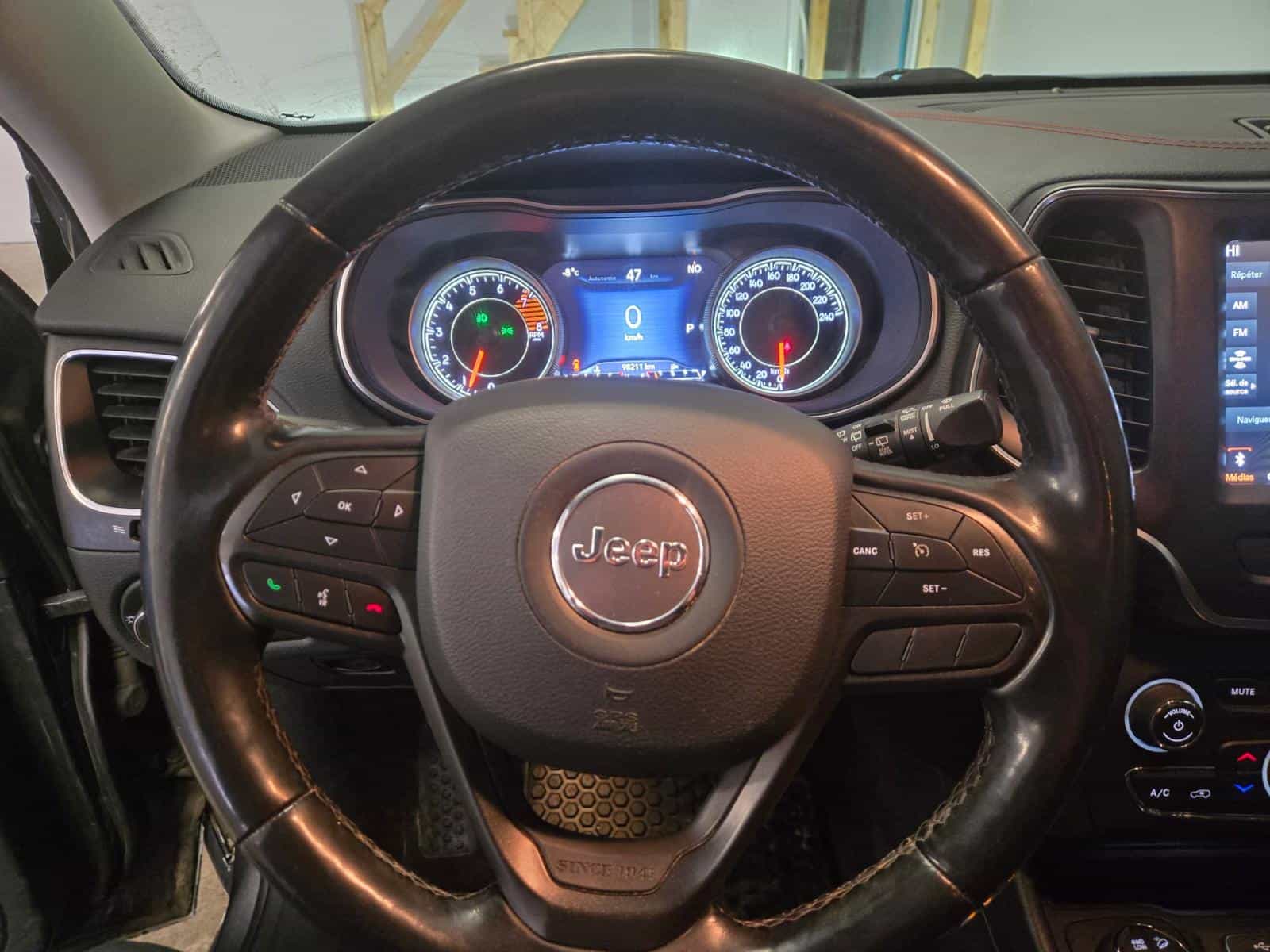 2020 Jeep Cherokee Trailhawk - Image 14