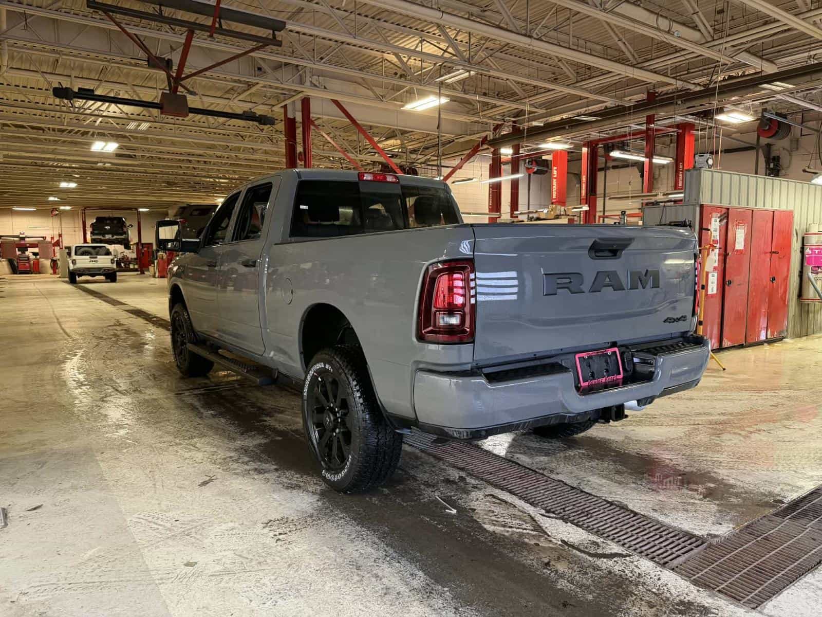 2026 RAM 2500 Black Express - Image 5