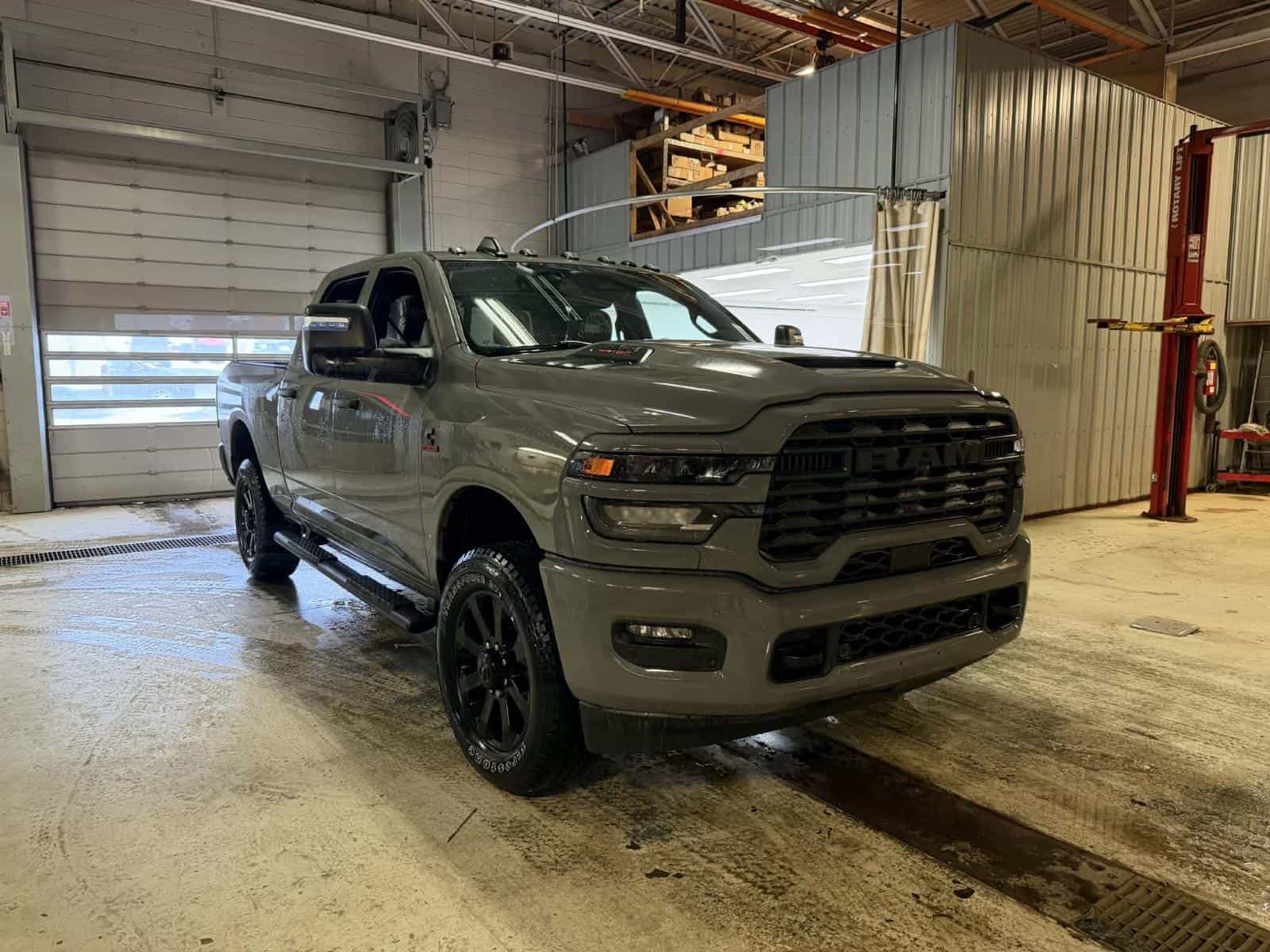 2026 RAM 2500 Black Express - Image 3