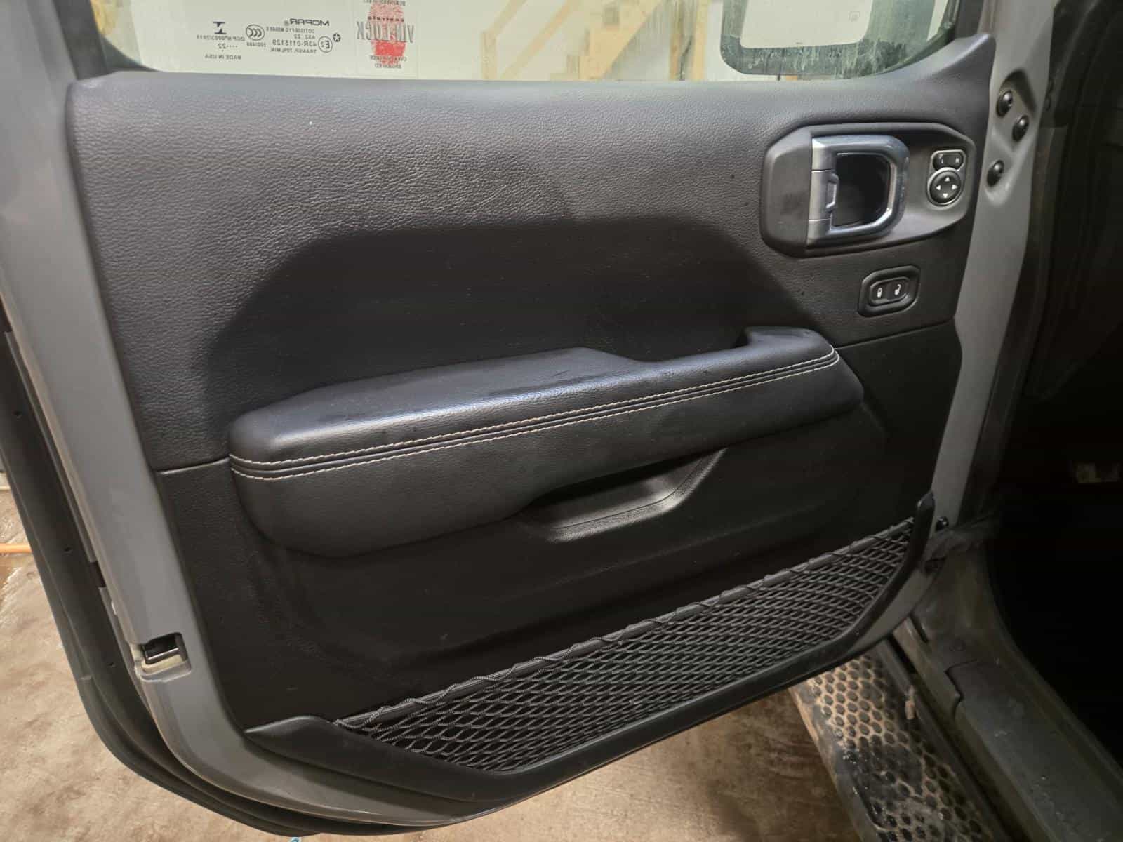 Image 9 Jeep Wrangler 4xe Unlimited Sahara 2022