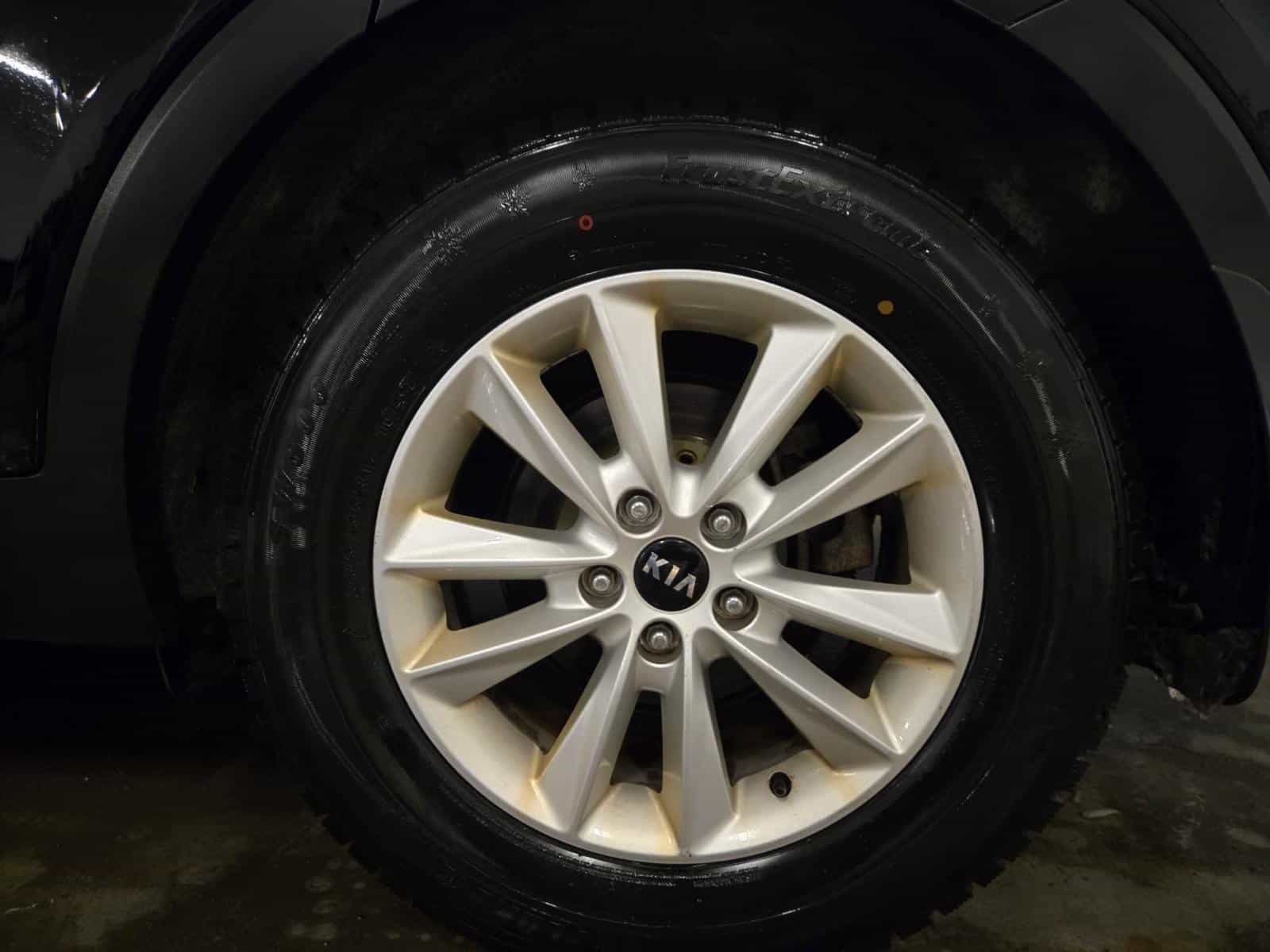 2020 Kia SORENTO L/LX LX - Image 8