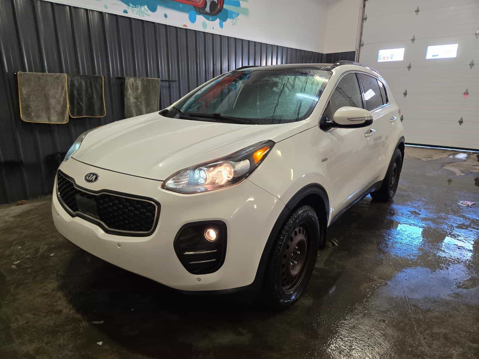 2018 Kia SPORTAGE EX EX - Image 1