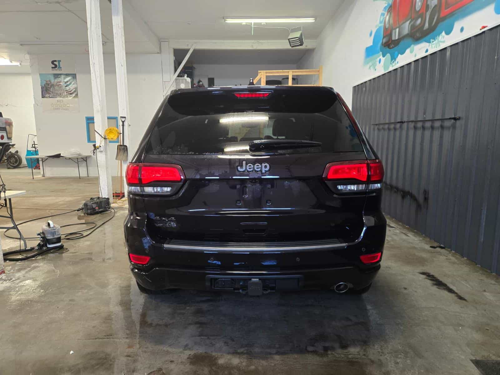 Image 5 Jeep Grand Cherokee Limited 80th Anniversary Edition 2021