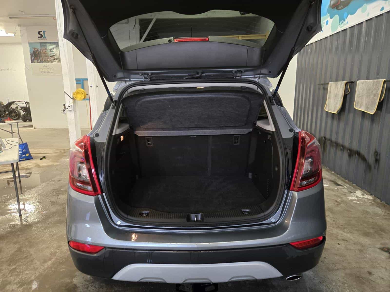 Image 6 Buick Encore Preferred 2020