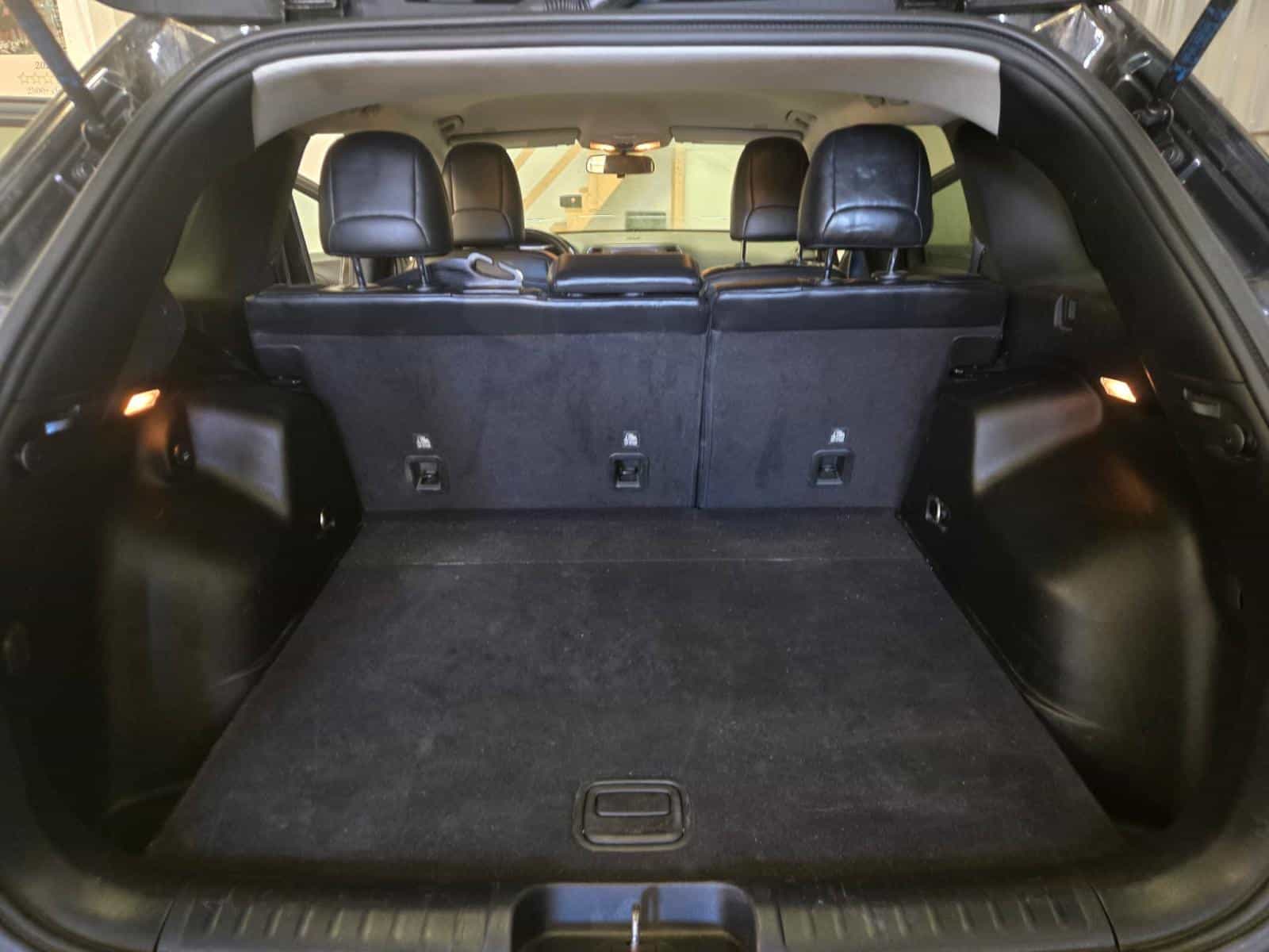 2019 Jeep Cherokee Trailhawk - Image 10