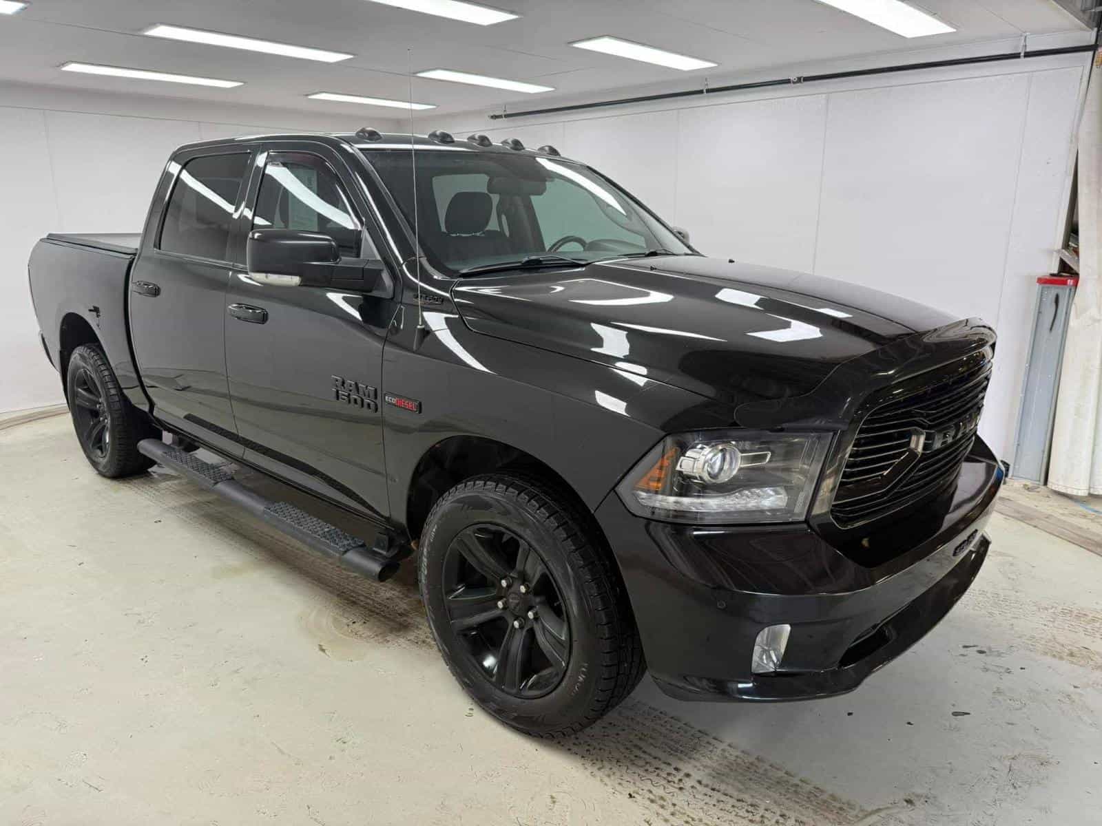 2018 RAM 1500 Sport - Image 3