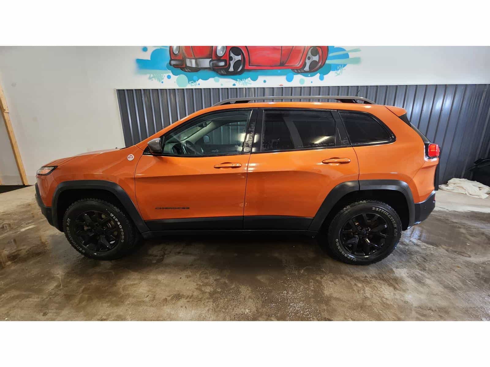 2015 Jeep Cherokee Trailhawk - Image 7