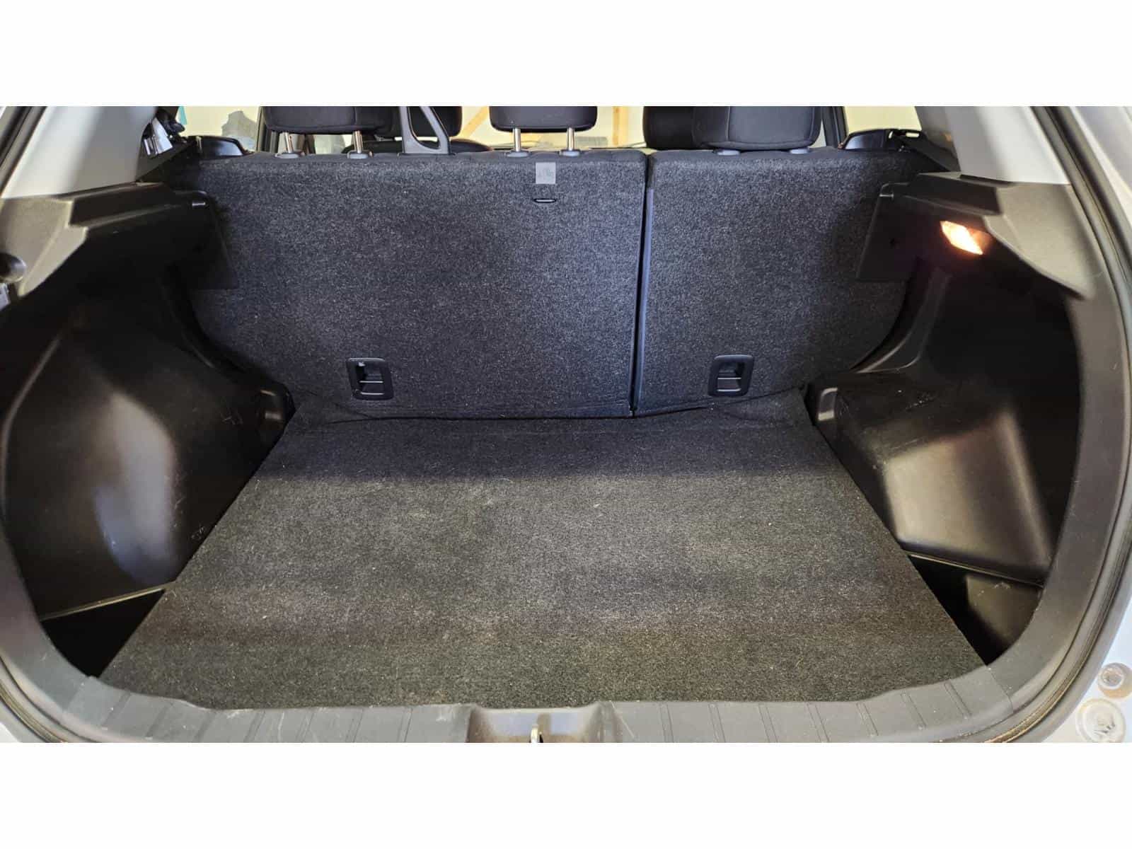 2022 Mitsubishi RVR ES - Image 9