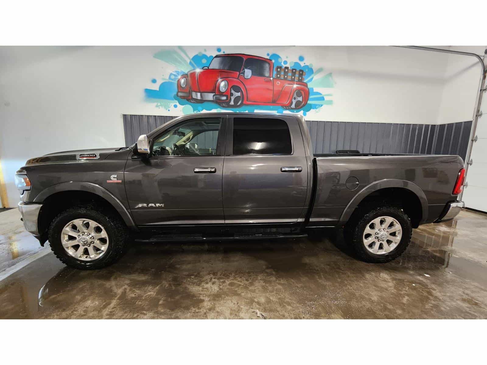 2022 RAM 2500 Laramie - Image 7