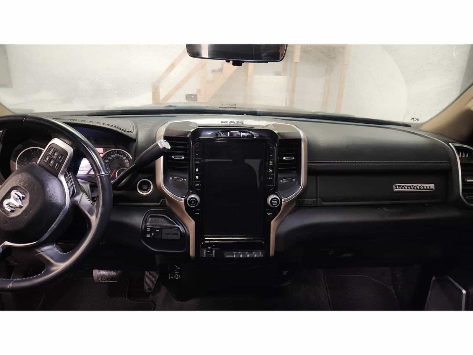 2022 RAM 2500 Laramie - Image 12