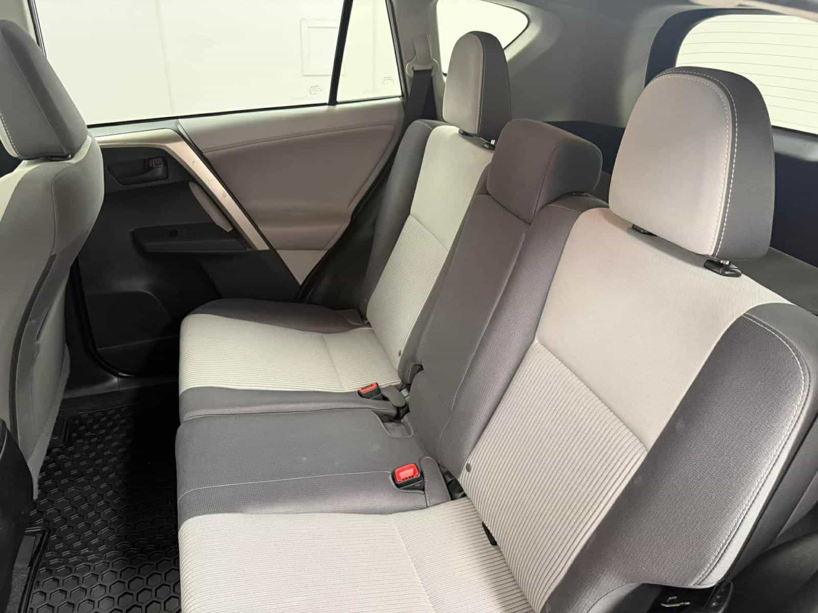 Image 9 Toyota Rav4 XLE 2013