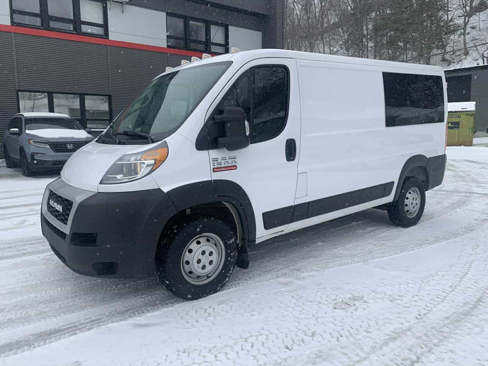 Image 1 RAM Promaster 1500 Standard 1500 Std Roof 2019