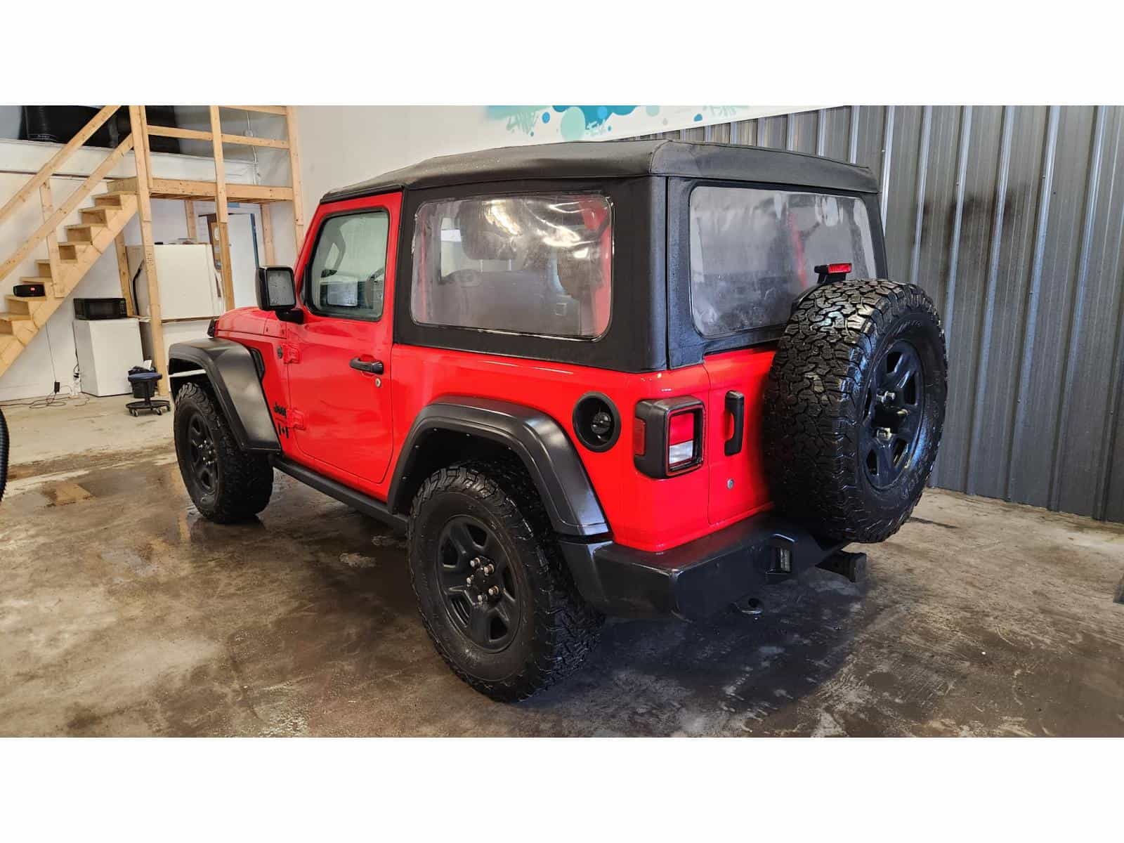 Image 5 Jeep Wrangler Sport 2022