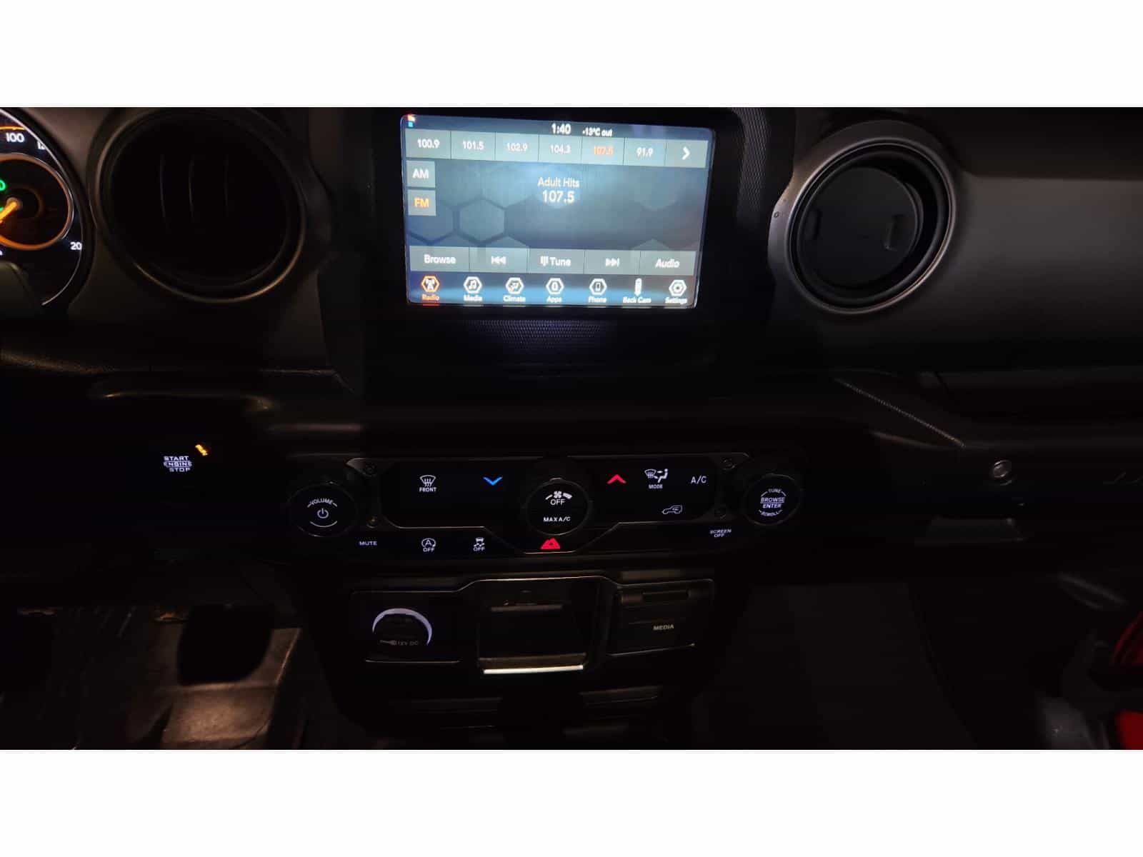 2022 Jeep Wrangler Sport - Image 13