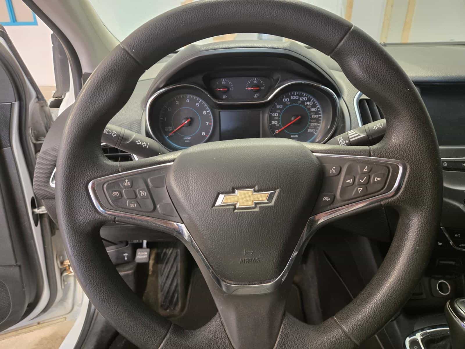 Image 12 Chevrolet CRUZE LT LT 2017