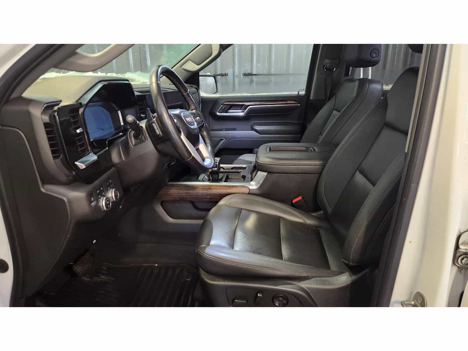 2022 GMC Sierra K1500 Elevation - Image 10