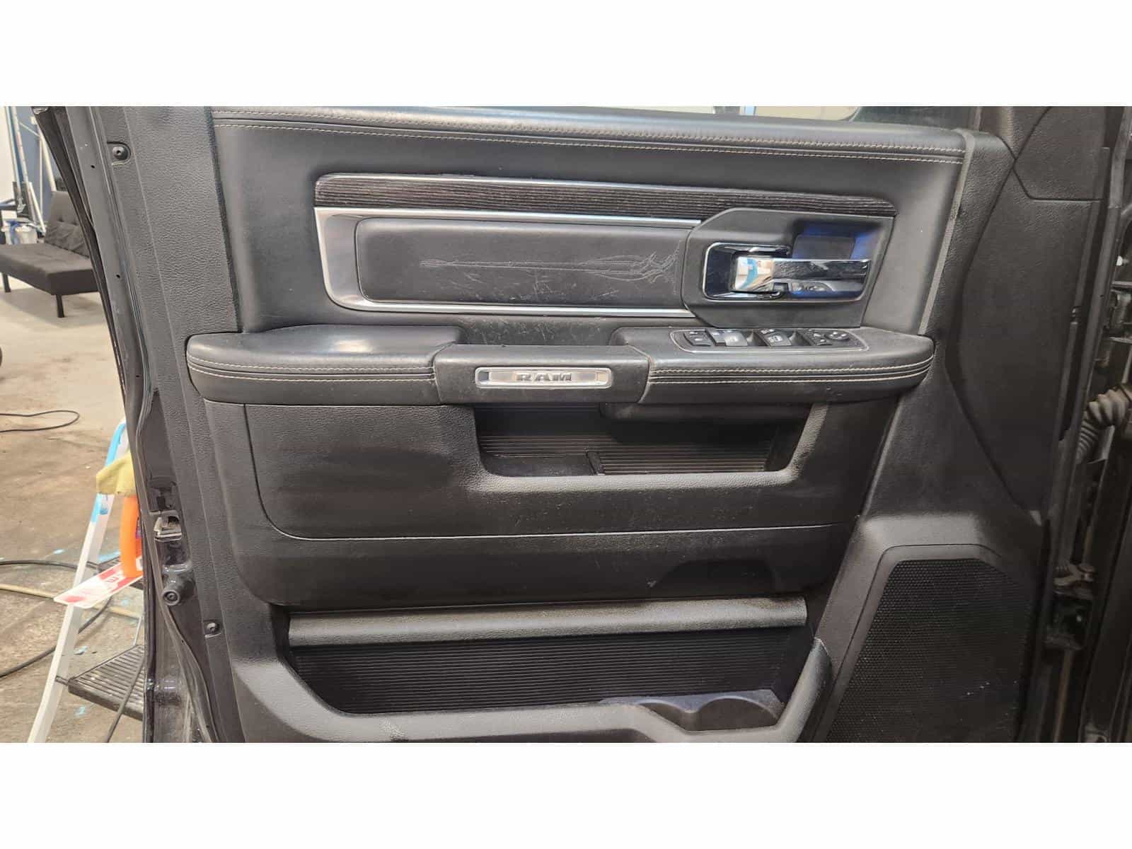 2018 RAM 2500 Limited - Image 8