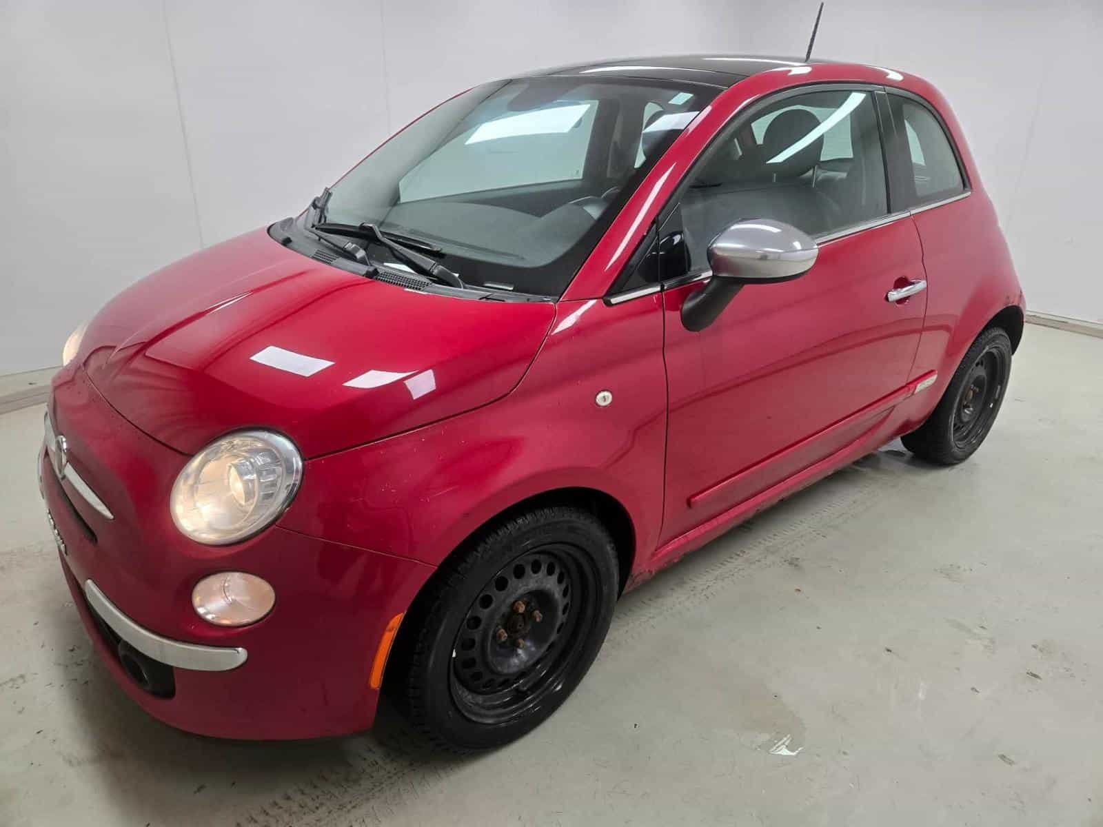 2014 Fiat 500 Lounge - Image 1