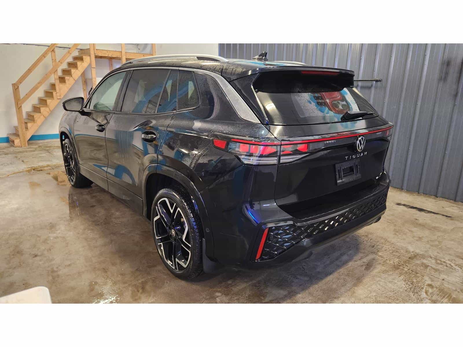 Image 6 Volkswagen Tiguan Highline R-Line 2025