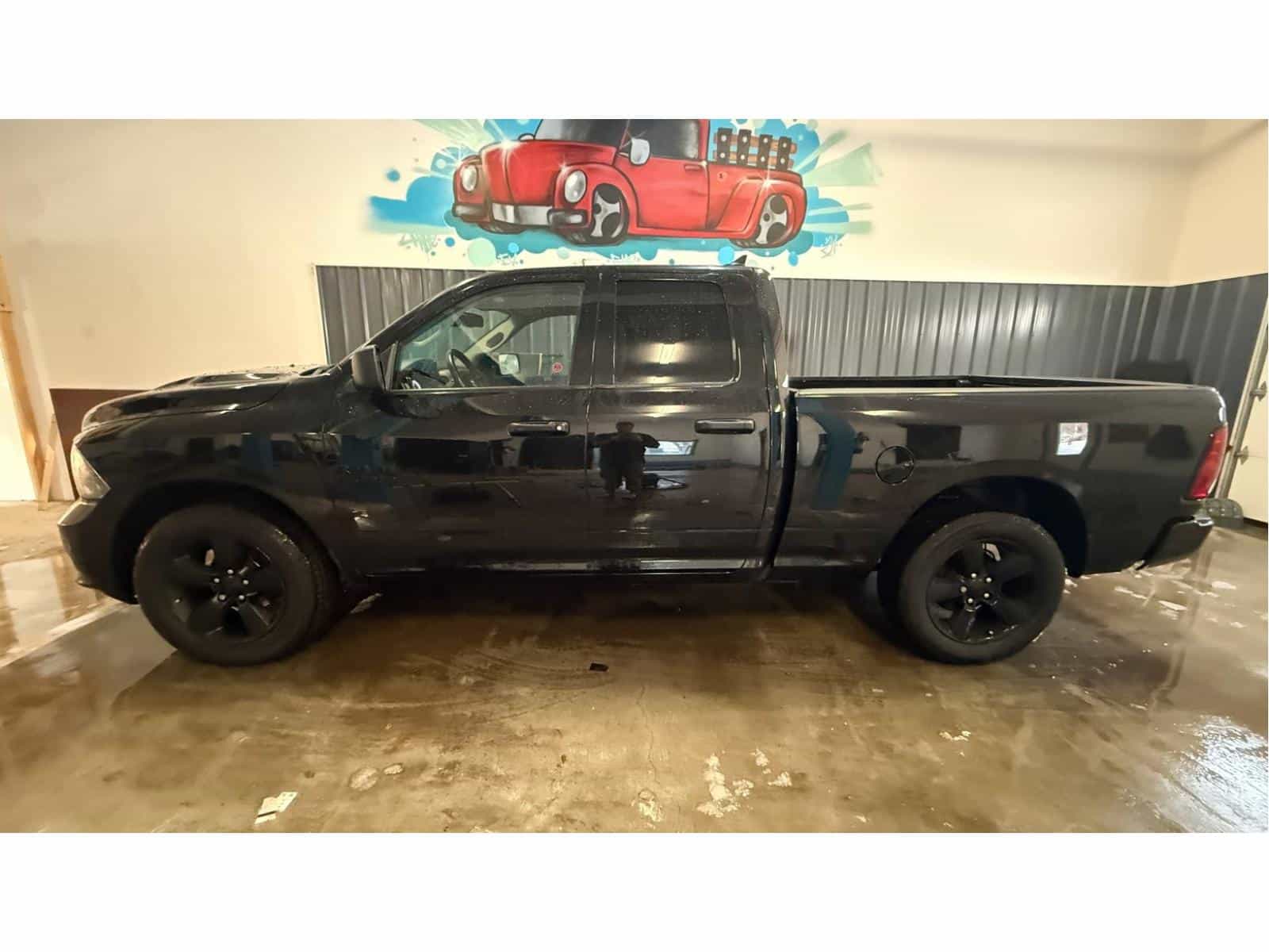 Image 7 RAM 1500 Classic Express 2021